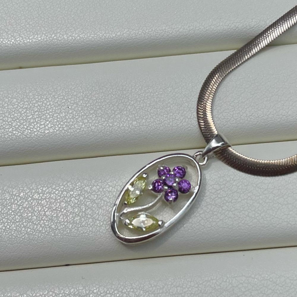 Vintage natural stone pendant 💐